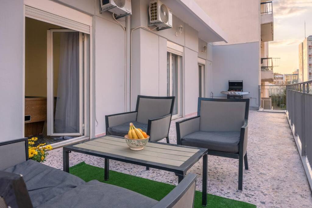 Billiard Home Kalamata Bagian luar foto